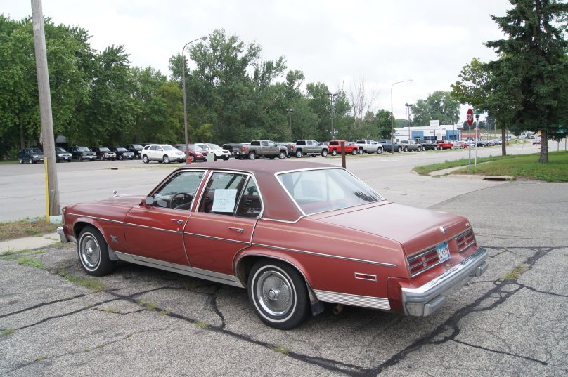 Pontiac Phoenix 1977