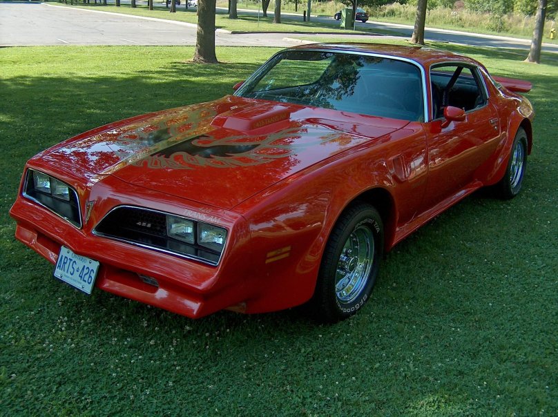 Pontiac 1977