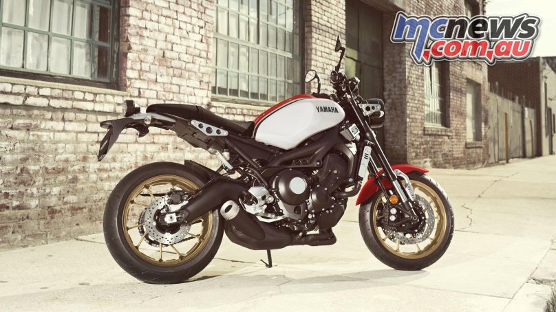 Ямаха xsr700 2021