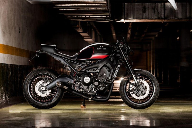 Ямаха xsr900