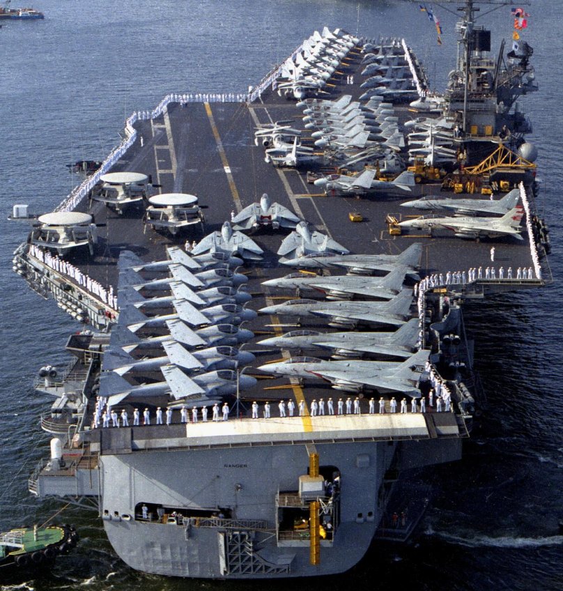 Авианосец Ульяновск