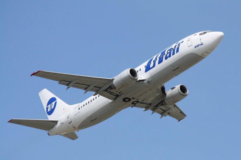 Боинг 737 ЮТЭЙР