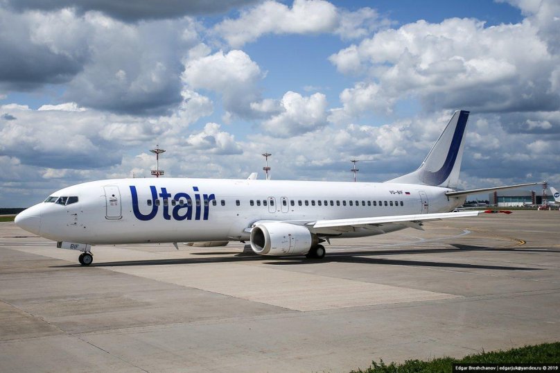 737-400 UTAIR