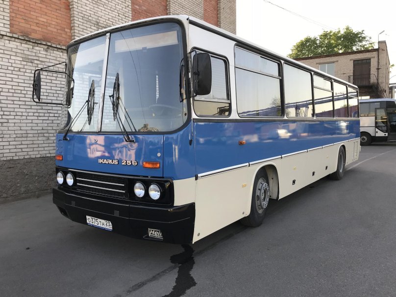 Икарус 256 турист
