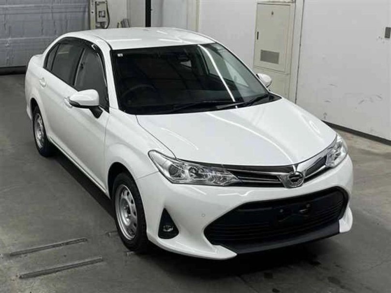 Тойота Королла Филдер 2015 года