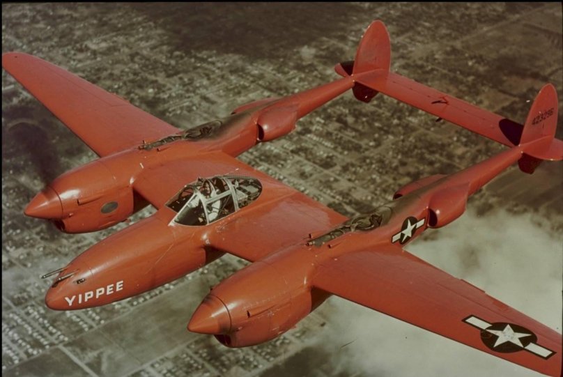 Истребитель Лайтнинг p38