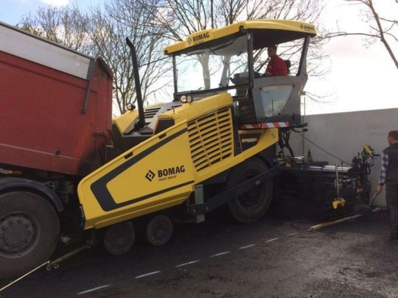 Bomag bf600