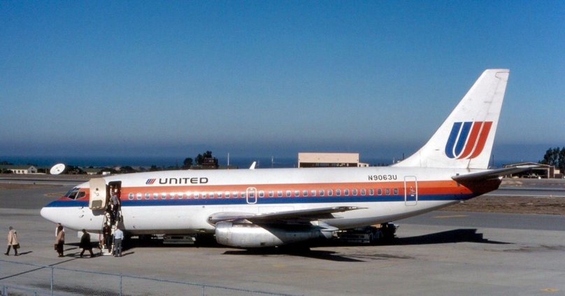 Самолет Юнайтед Эйрлайнс