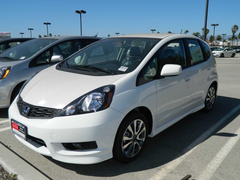 Honda Fit 2010 белый