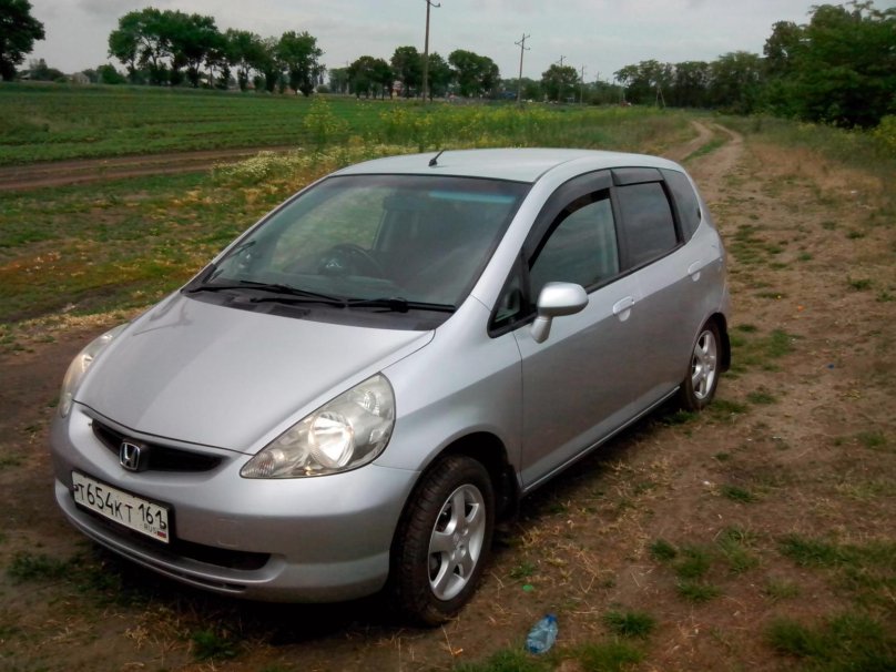 Toyota похожая на фит