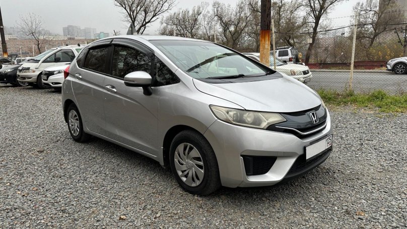 Honda Fit 2014 гибрид