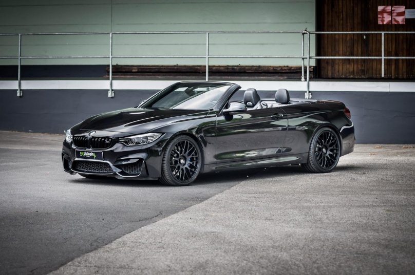BMW m4 f82 Black