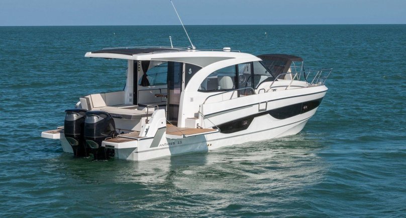 Beneteau Antares 11 Fly