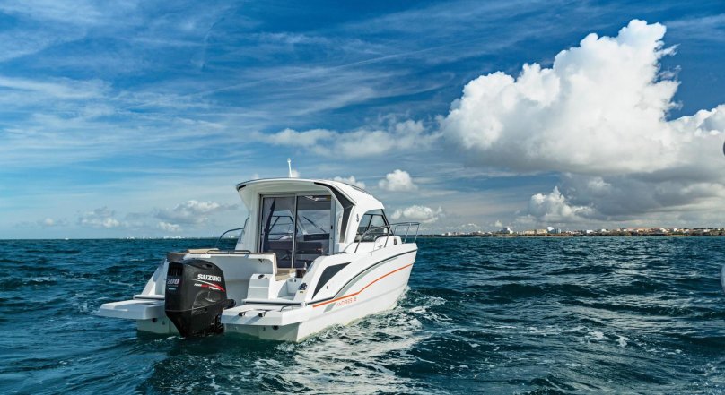 Катер Антарес 9