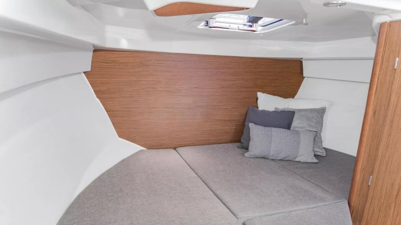 Бенету Антарес 7