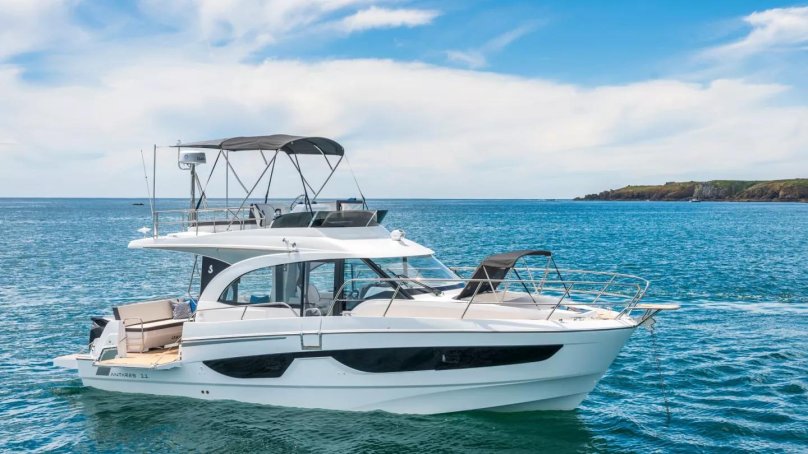 Beneteau Grand Trawler 62