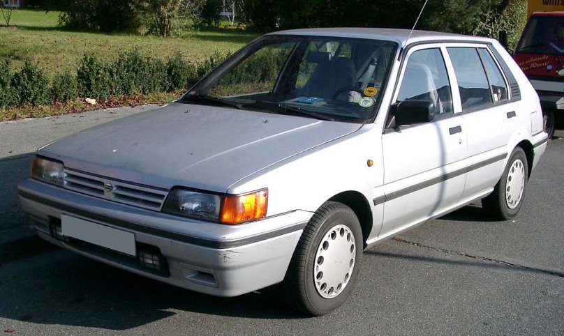 Nissan Sunny b13