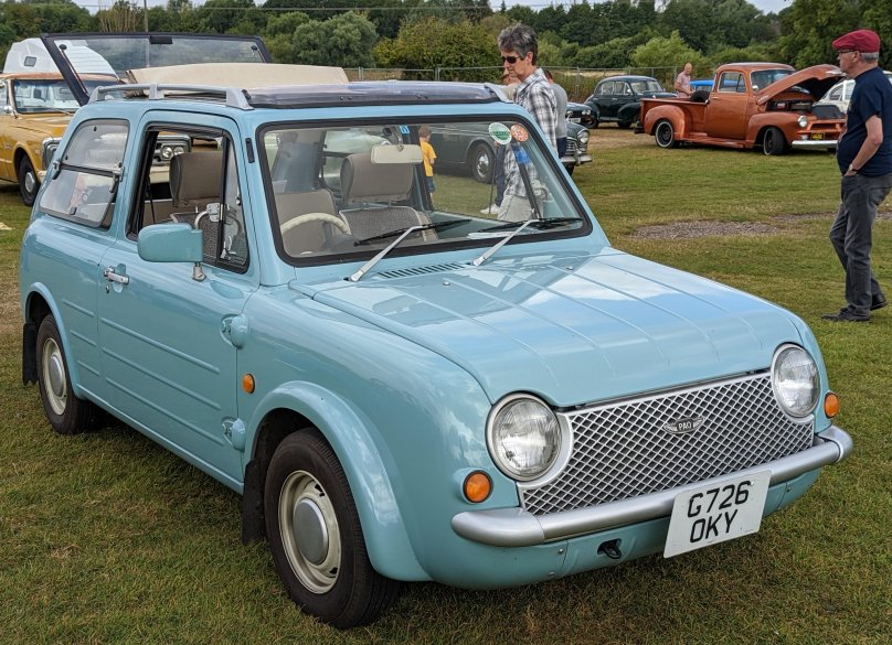 Nissan Pao 1990