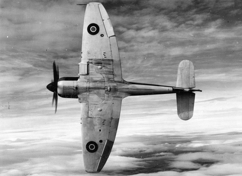 Истребитель Хоукер Темпест