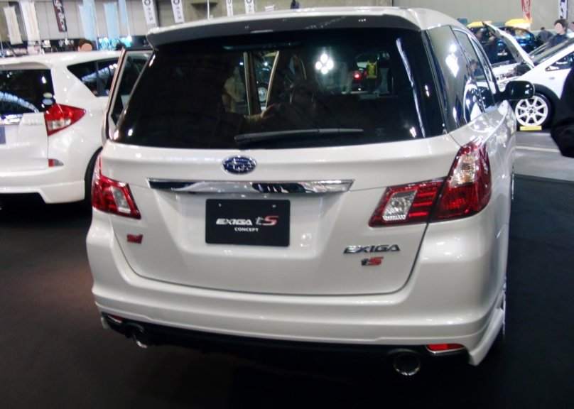 Субару Эксига кроссовер 7