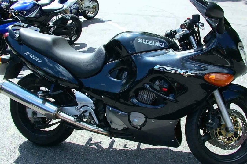 Suzuki Katana 750