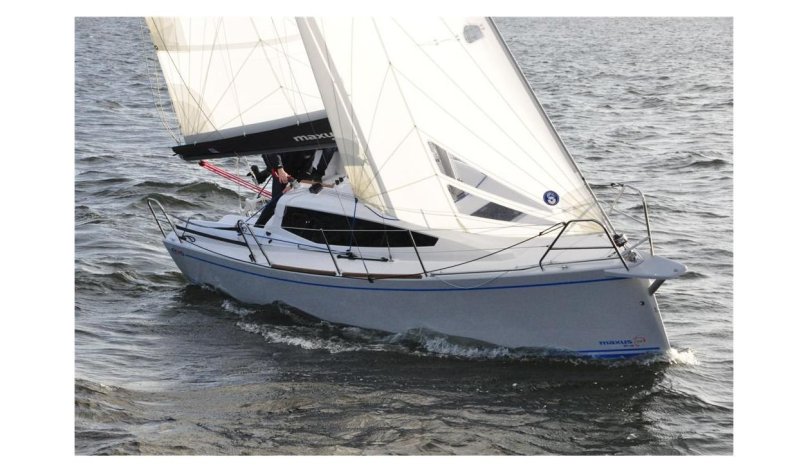 Яхта парусная Максус 24