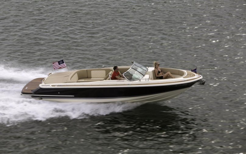 Chris Craft катер