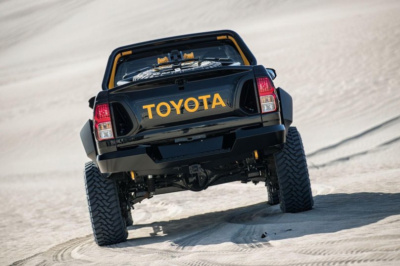 Тойота Хайлюкс оффроад