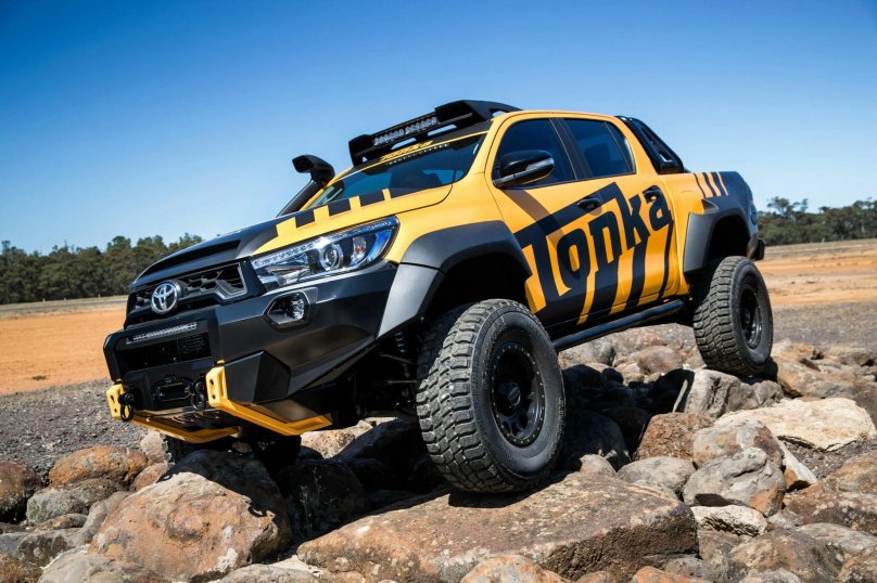 Toyota Hilux Tonka Concept 2017