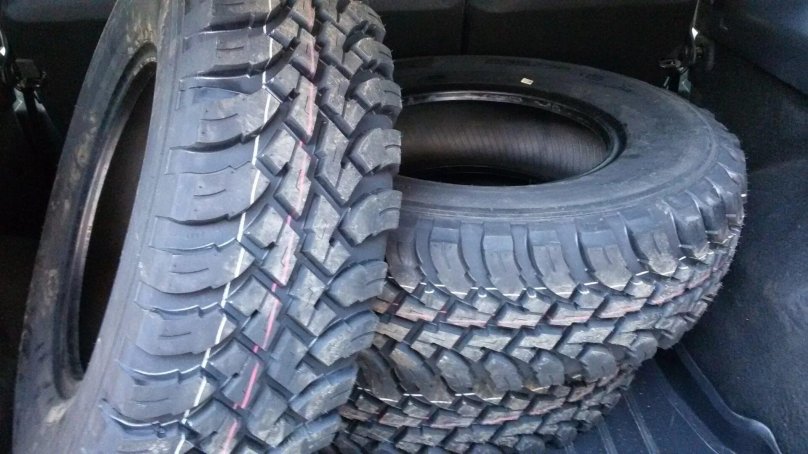 Contyre Expedition 235/75 r15
