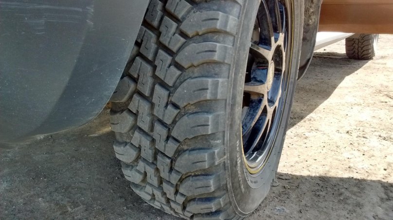 Contyre Expedition 215/65 r16 на ниву