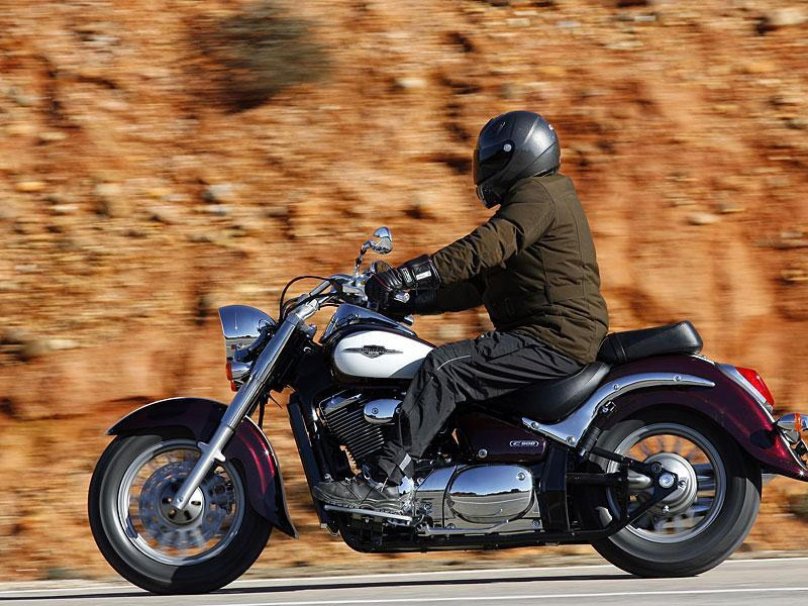 Suzuki Intruder c800