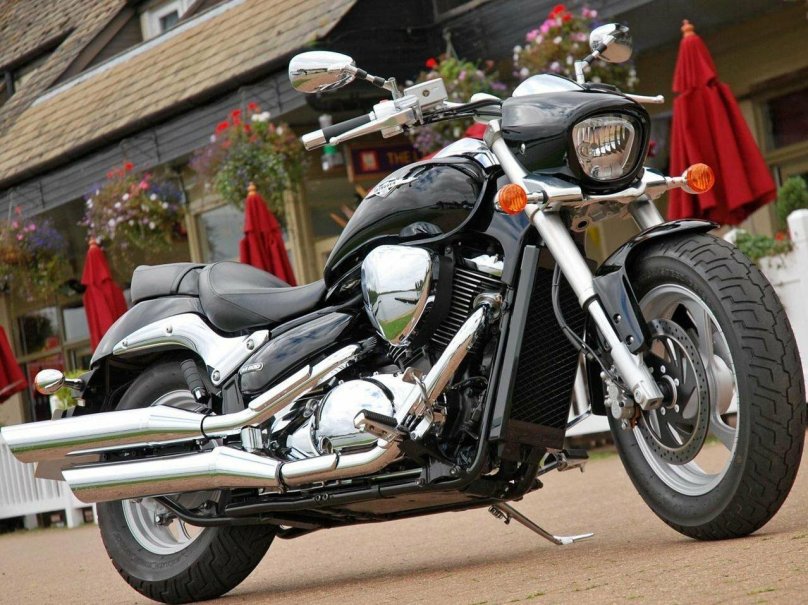 Suzuki Intruder m800