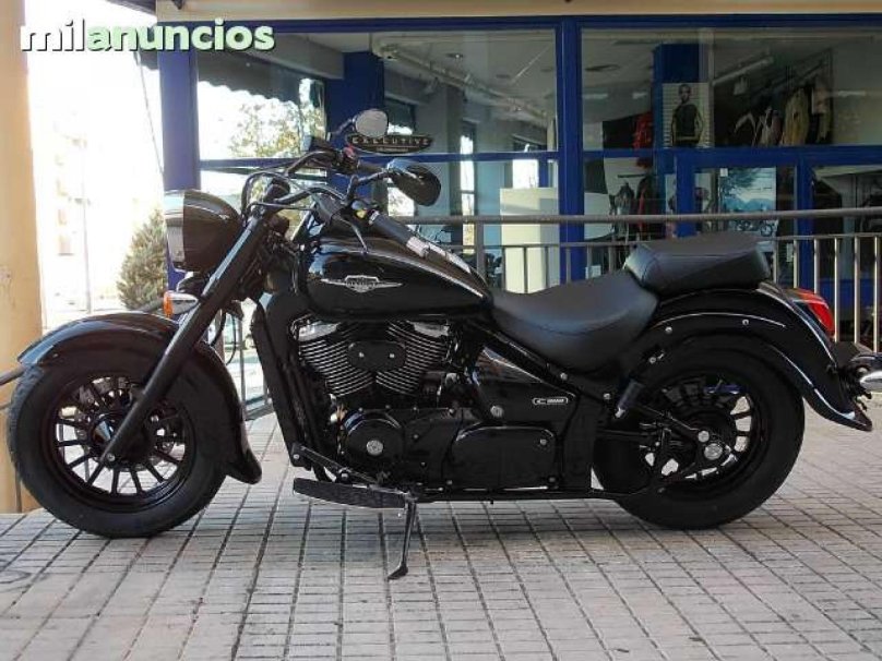 Suzuki Intruder c800