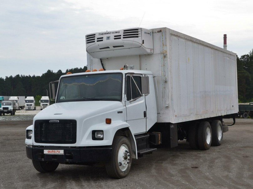Freightliner Business class (FL), 2003
