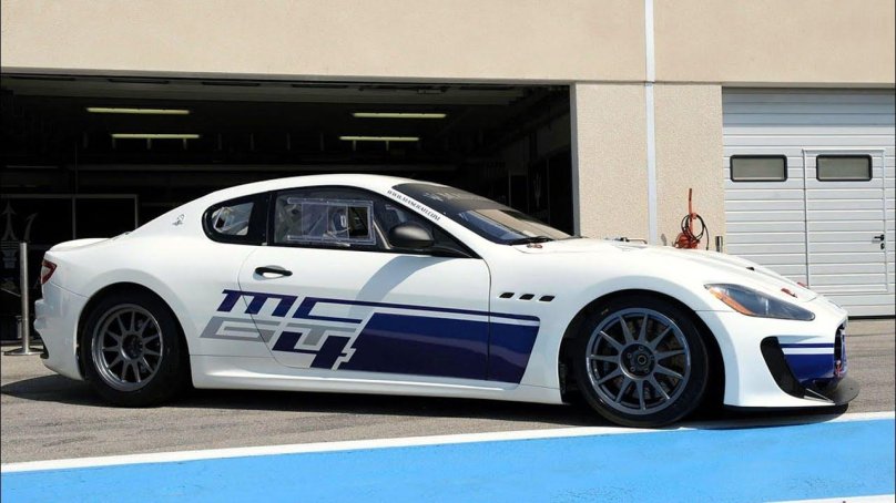 Maserati GRANTURISMO гоночный