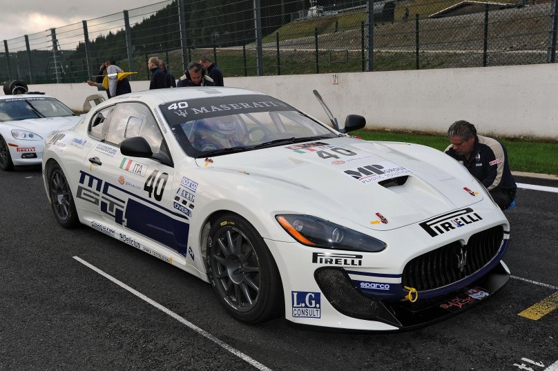 Мазерати гоночная