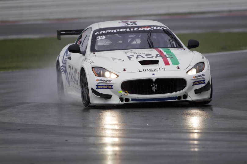 Maserati Gran Turismo MC gt4