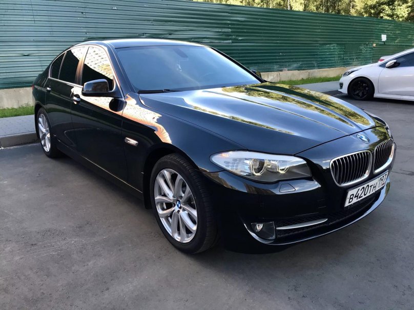 BMW 528i 2011