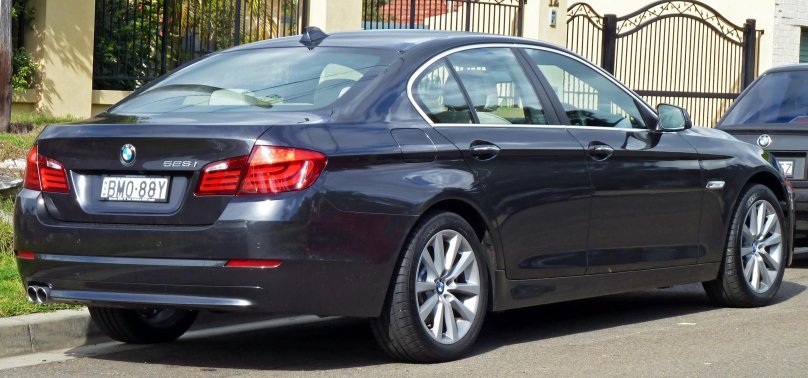 BMW 528i f10