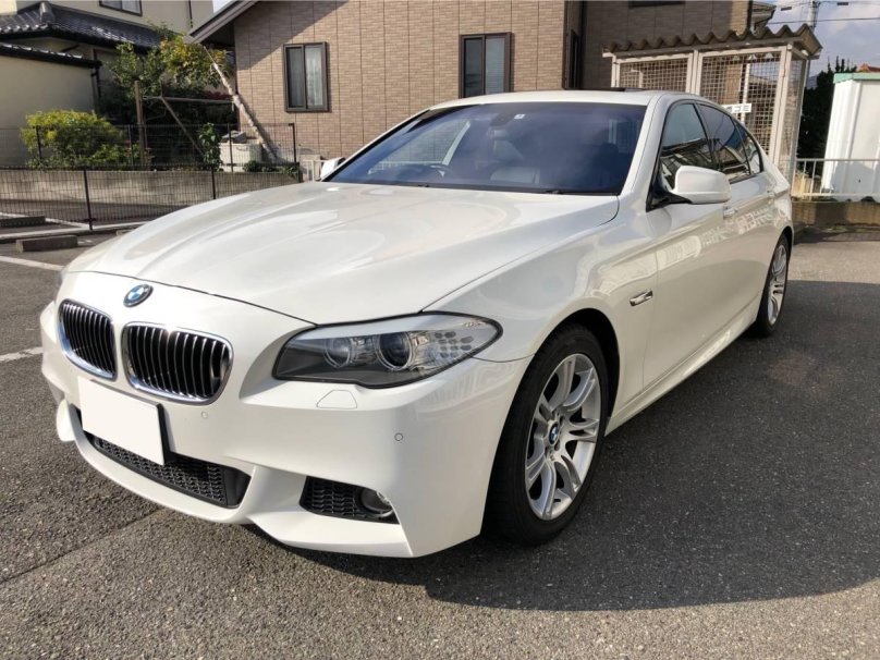 BMW 528
