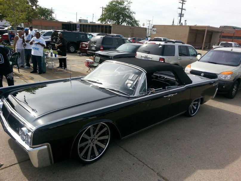 Lincoln Continental 1963 Tuning