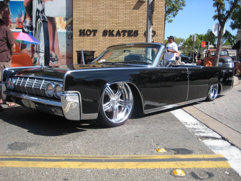 Lincoln Continental 1964 лоурайдер