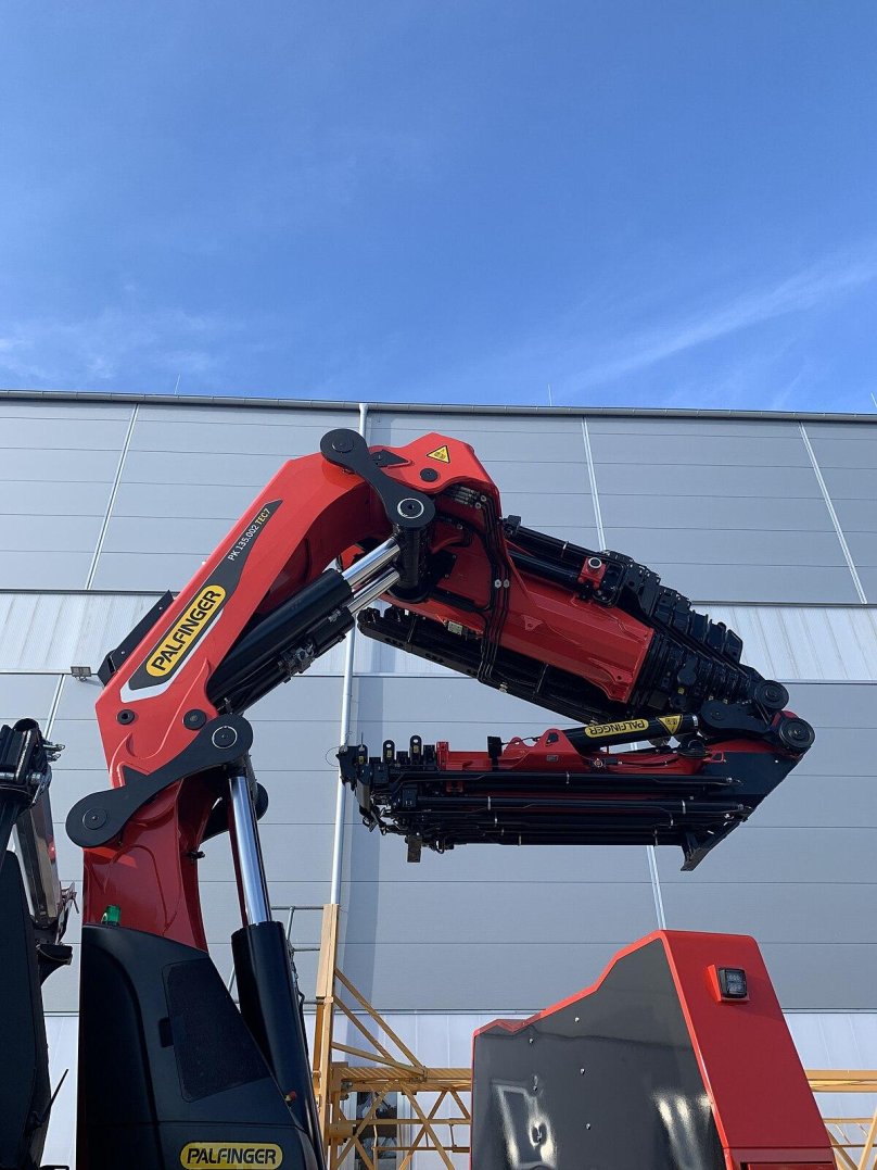 Palfinger sany облицовка