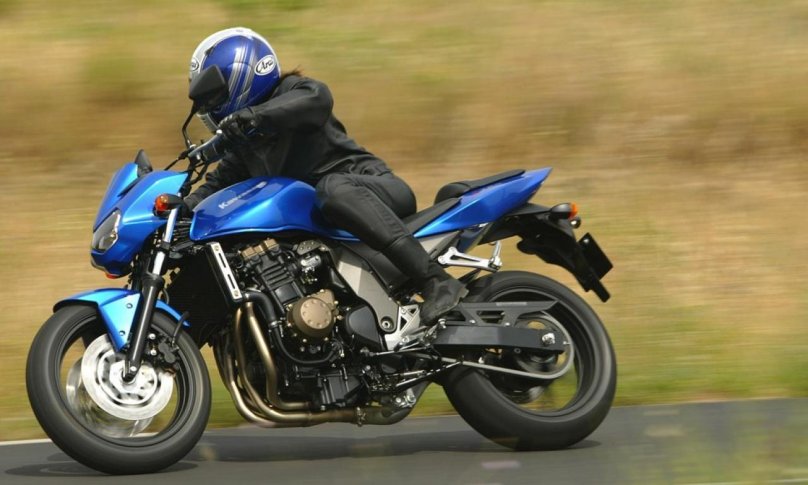 Кавасаки z750s