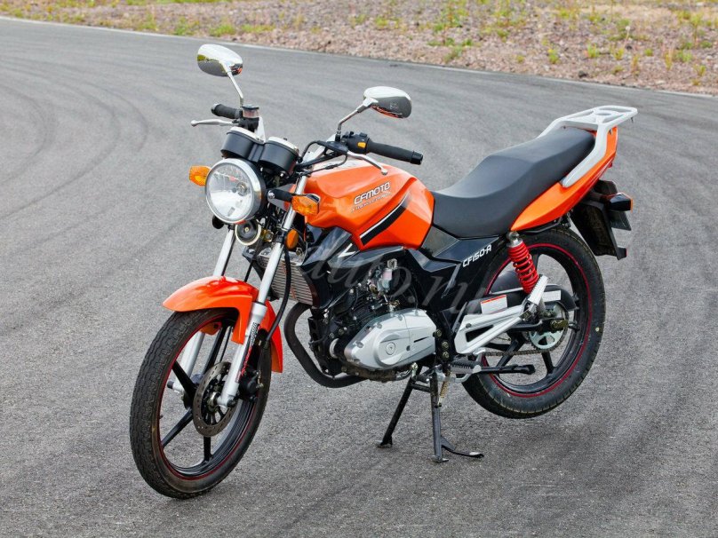CF Moto 150 leader