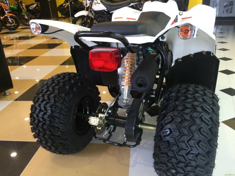 Квадроцикл stels atv 100