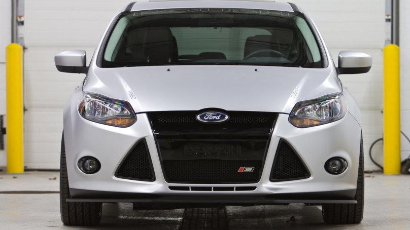 Форд фокус 3 спереди