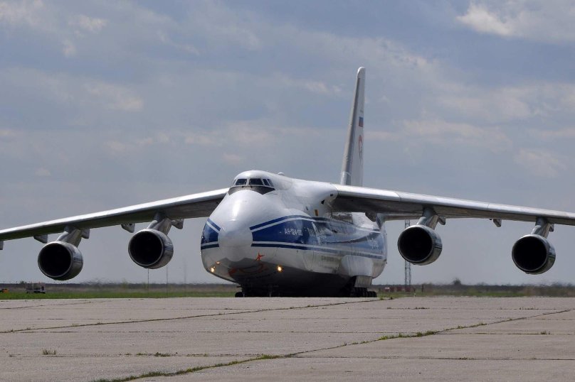 Грузовой самолёт АН-124