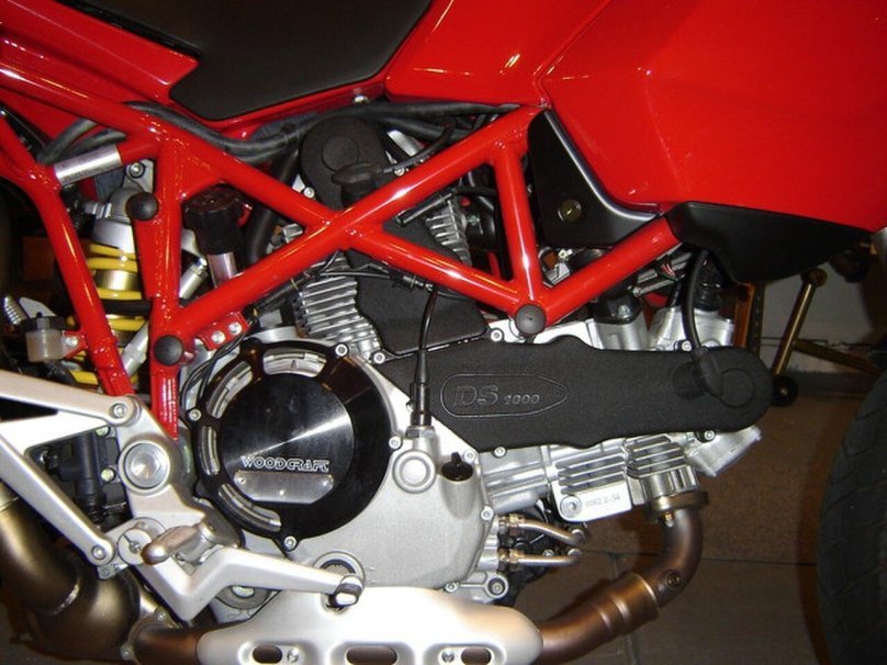 Ducati l Twin